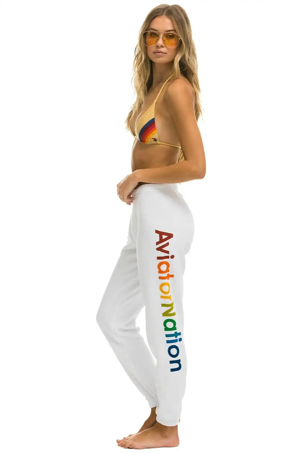 aviatornationhoodie.it.com