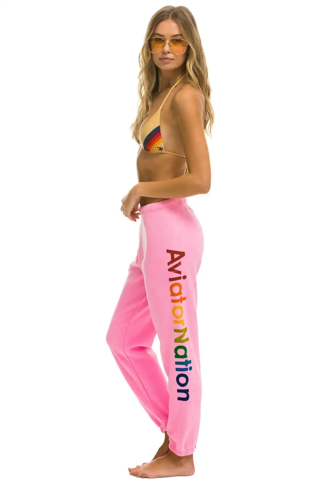 aviatornationhoodie.it.com