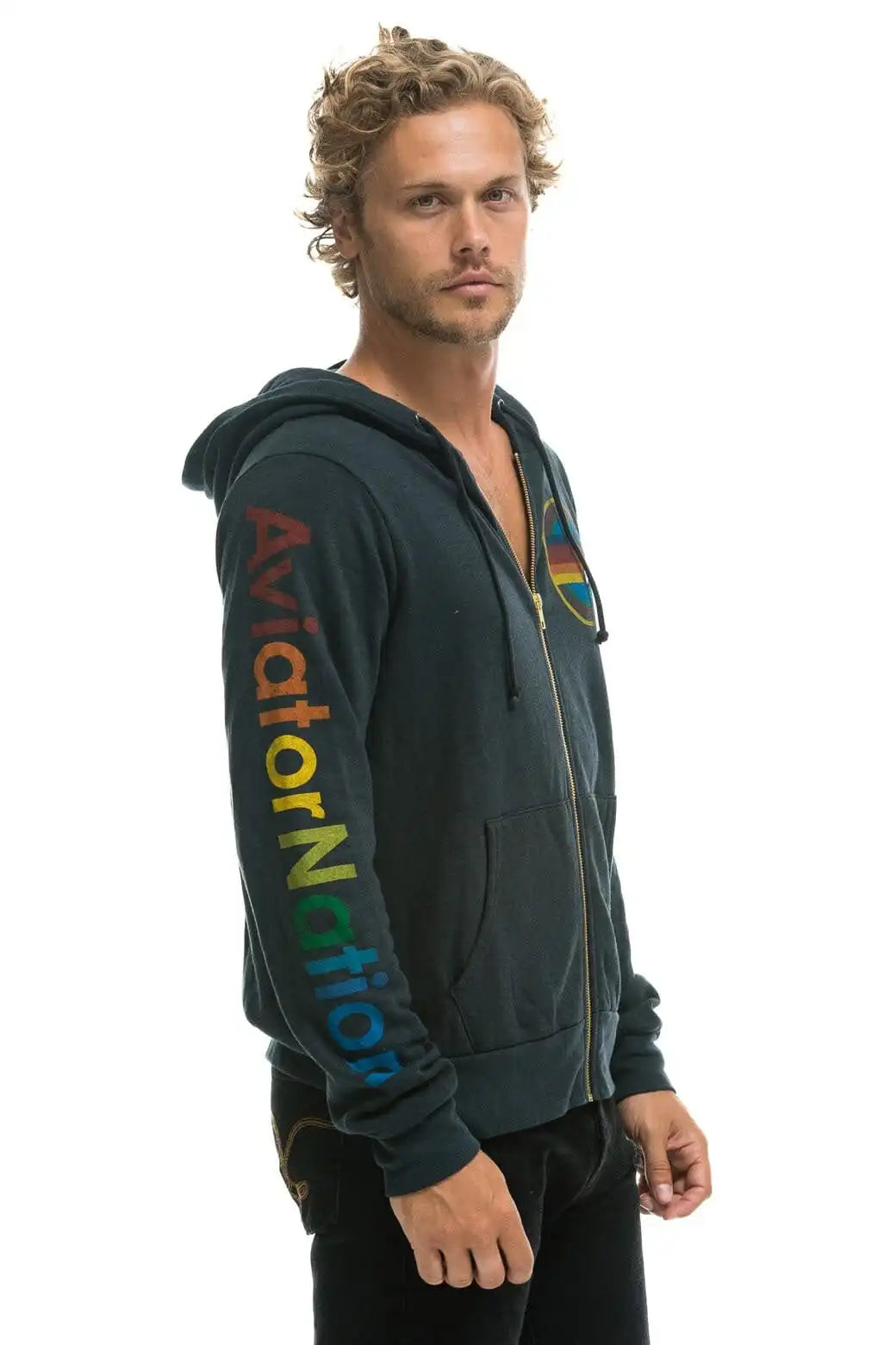 aviatornationhoodie.it.com