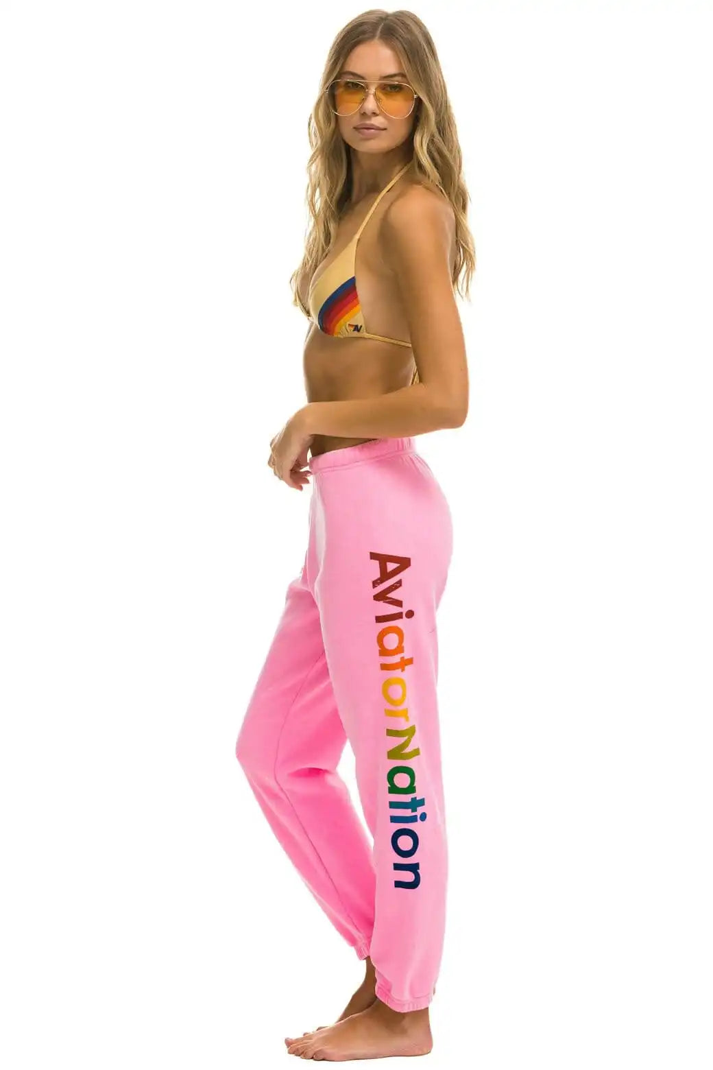 aviatornationhoodie.it.com