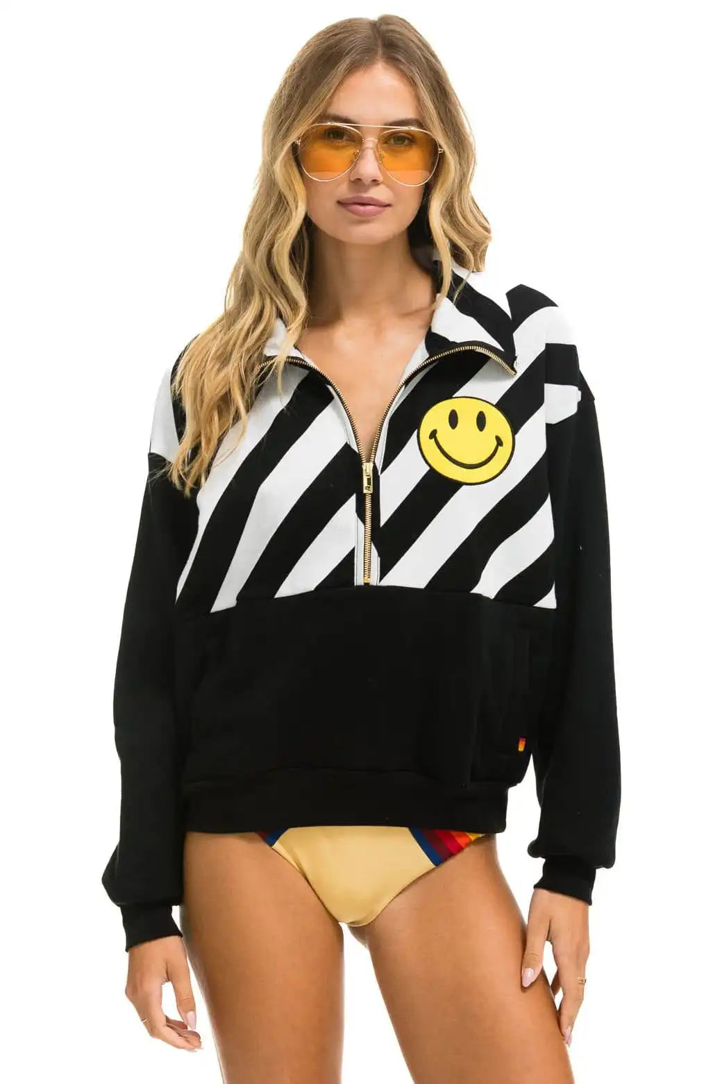 aviatornationhoodie.it.com