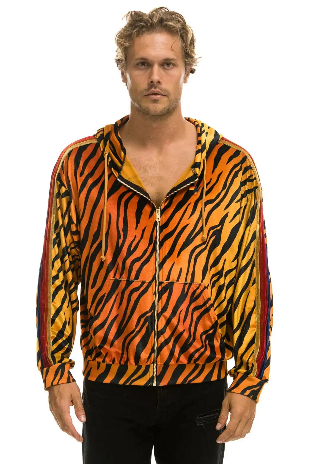 aviatornationhoodie.it.com