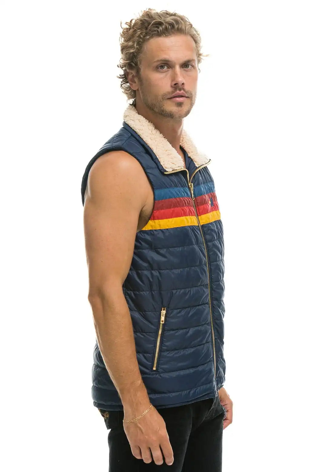aviatornationhoodie.it.com