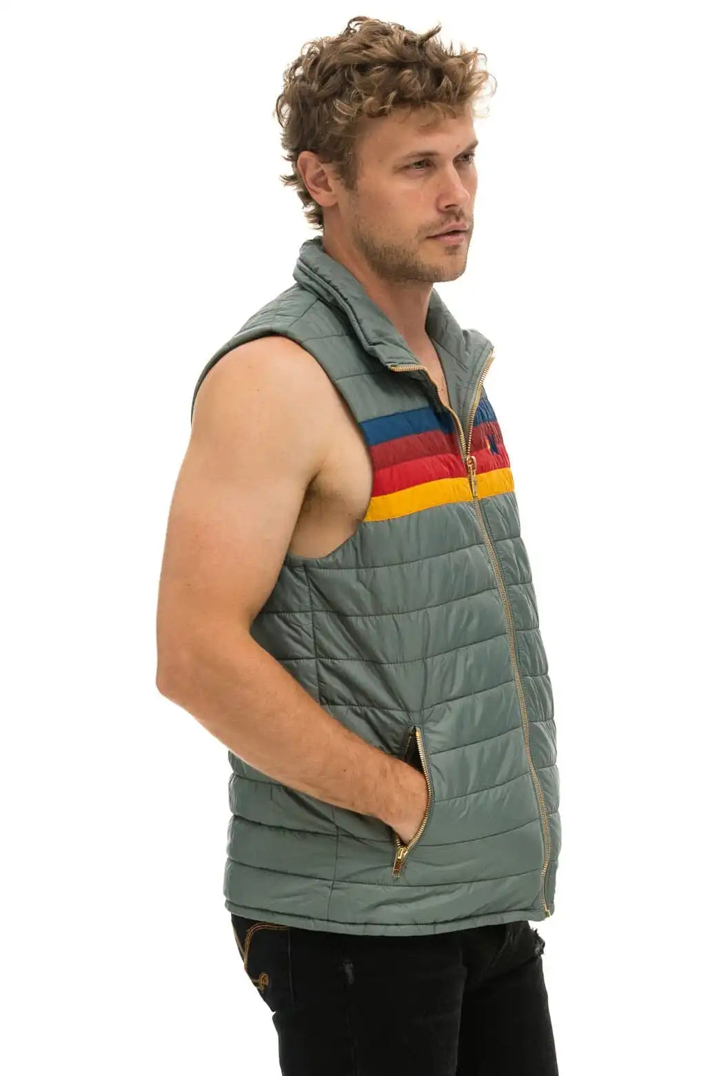 aviatornationhoodie.it.com