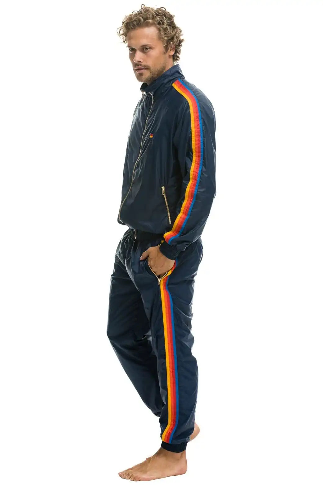 aviatornationhoodie.it.com