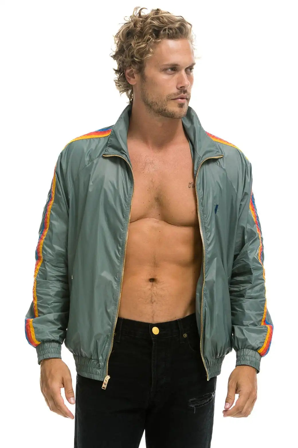 aviatornationhoodie.it.com