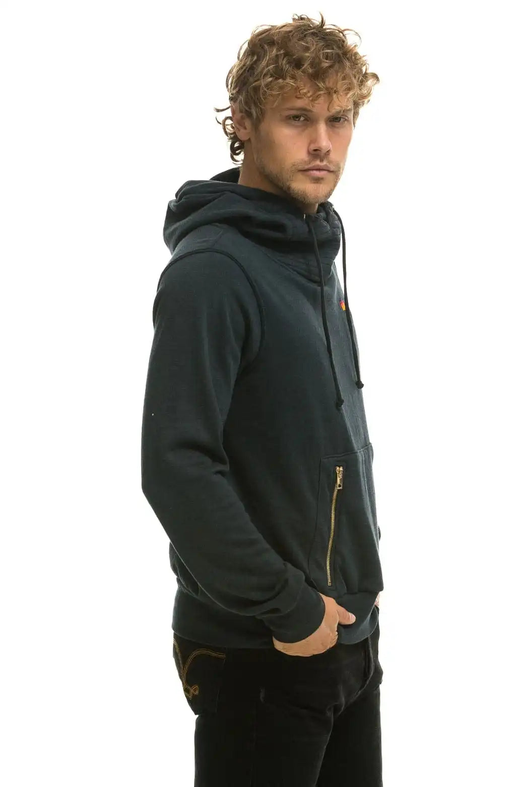 aviatornationhoodie.it.com