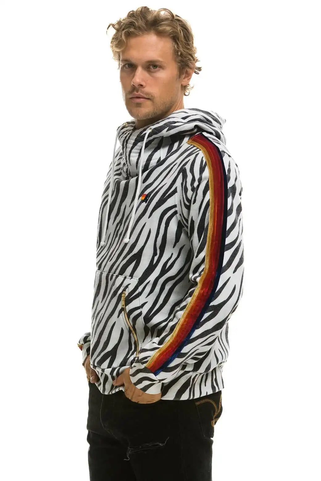 aviatornationhoodie.it.com