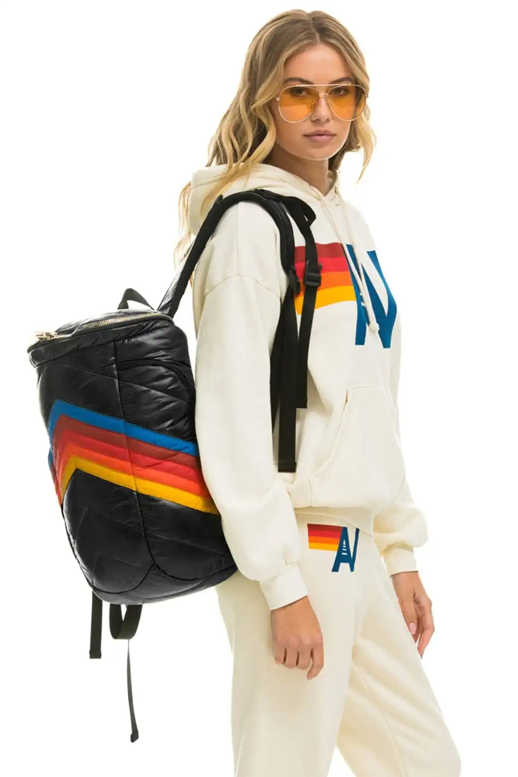 aviatornationhoodie.it.com