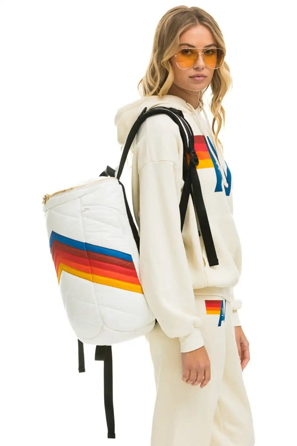 aviatornationhoodie.it.com