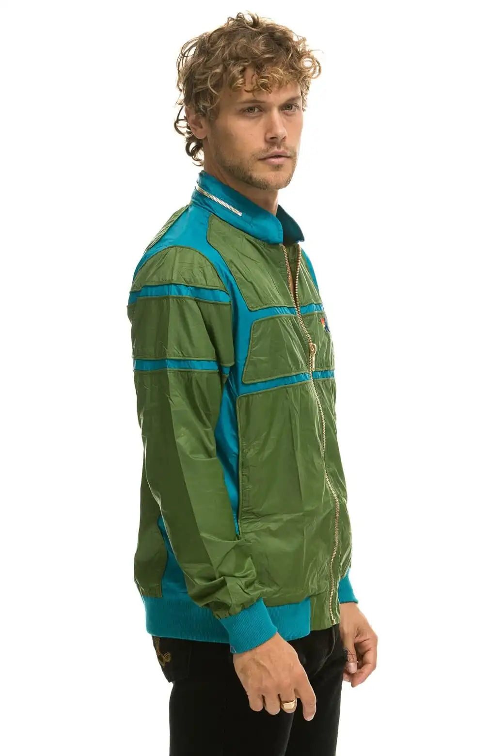 aviatornationhoodie.it.com