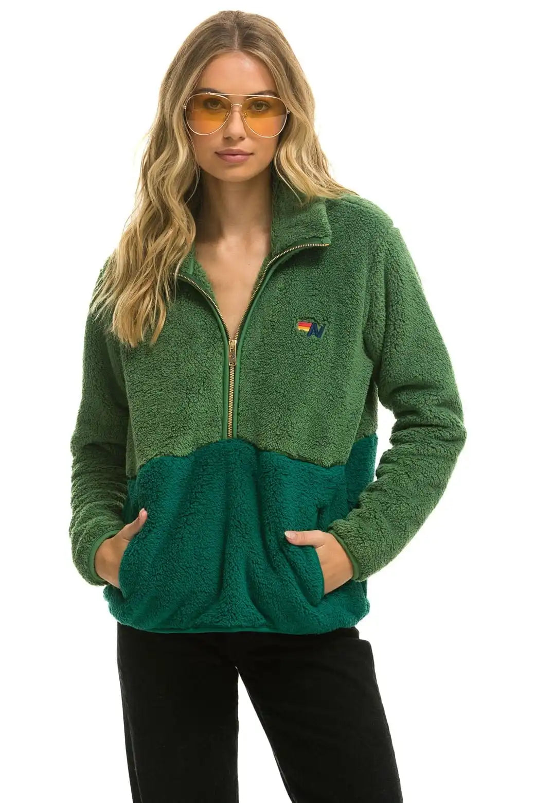 aviatornationhoodie.it.com