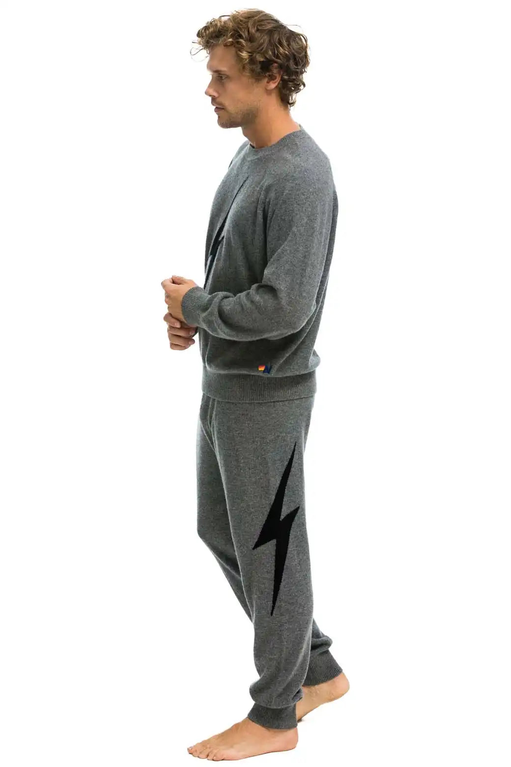aviatornationhoodie.it.com