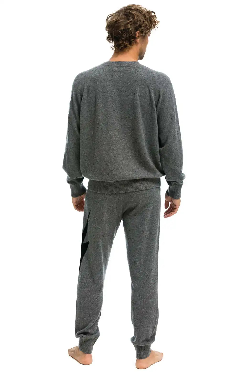 aviatornationhoodie.it.com