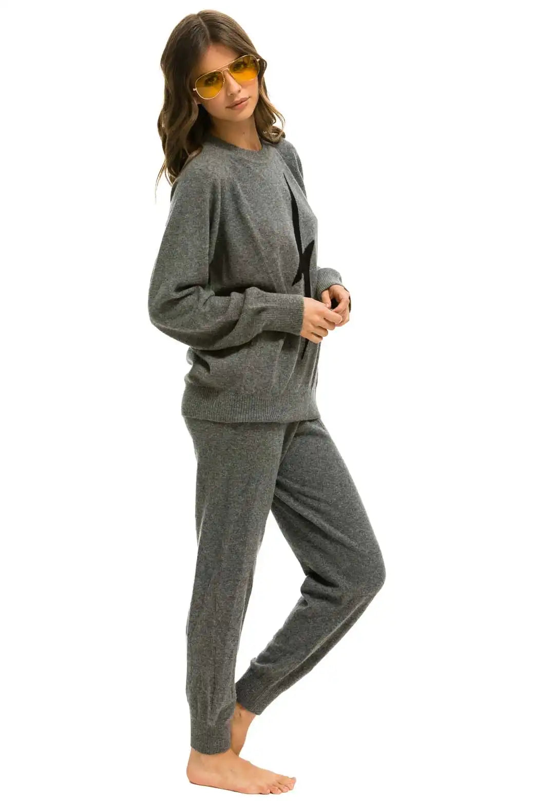 aviatornationhoodie.it.com